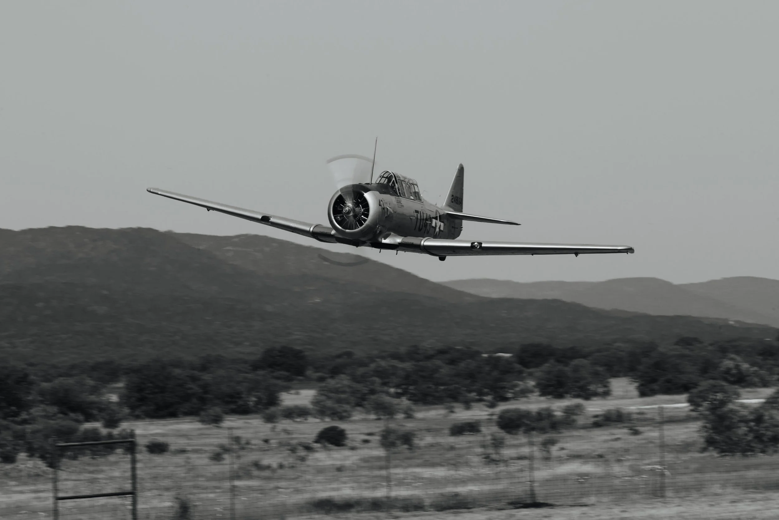 ＴＭＧＥ×ＴＦＯＡ T-6 Texan — Lewis Air Legends